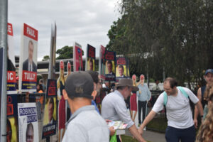 ECQ caught turning voters away