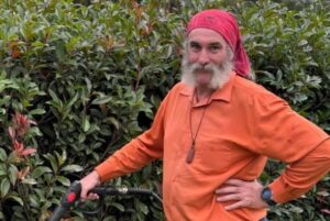 Professor and farmer unite for hot water fire ant fix