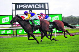 Deacon’s dicky-legged Glashabee swims to victory