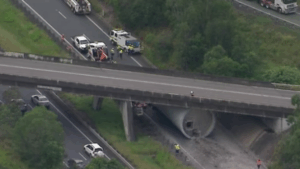 Mt Crosby Rd overpass southbound reopens
