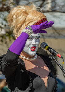 Mardi Gras-Burg celebrates rural pride