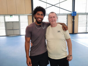 Super fit Paulo receives prime support for major fight