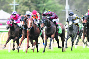 Astrophysics nearly pulls off boil-over for Lane