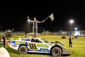 Pascoe captures second title