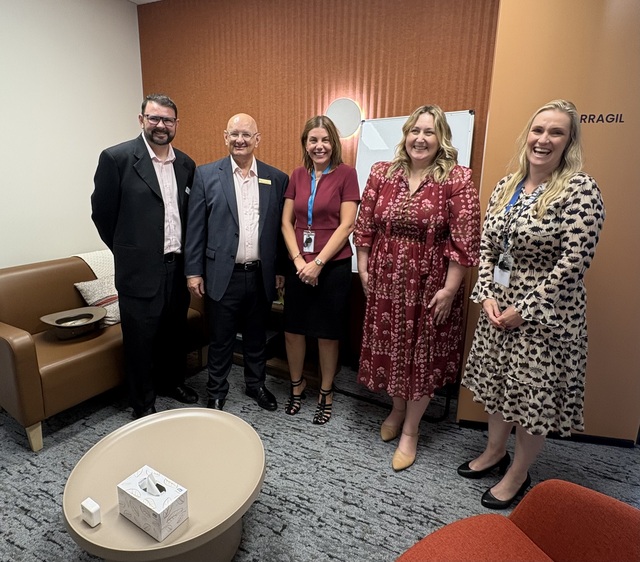 13,000 locals seek support