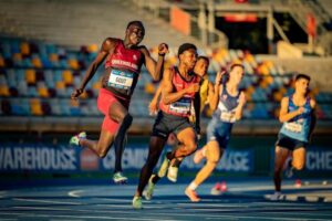 Neumann lobs track bomb