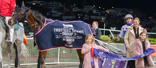 Somerset guns take home awards